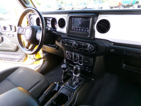 Used 2021 Jeep Wrangler Unlimited Sport image 35