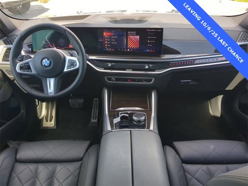 Used 2024 BMW X6 xDrive40i w/ Premium Package image 16