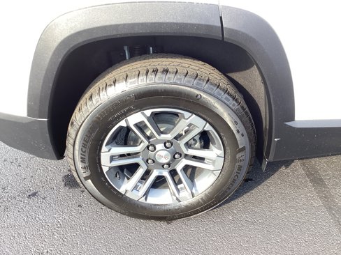 New 2026 GMC Terrain Elevation w/ LPO, Floor Liner Package image 12