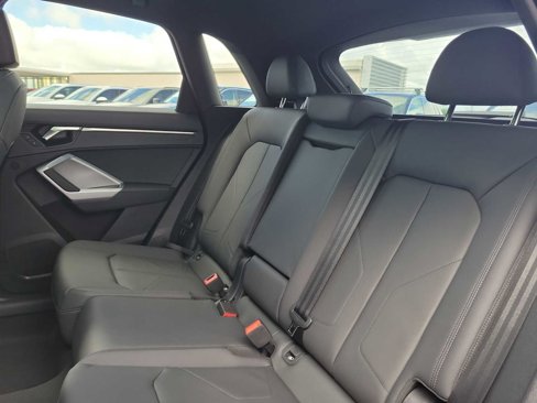 New 2025 Audi Q3 2.0T Premium image 19