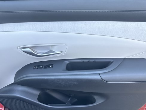 New 2025 Hyundai Tucson SEL image 18