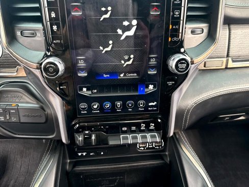 Used 2019 RAM 2500 Limited image 21