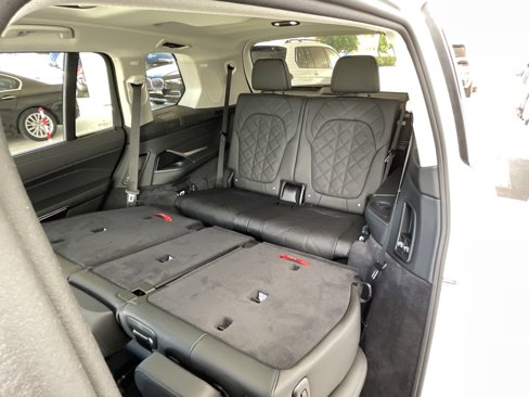 New 2026 BMW X7 xDrive40i w/ Premium Package image 30