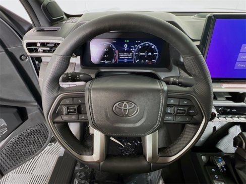 Certified 2025 Toyota Tacoma Limited image 11