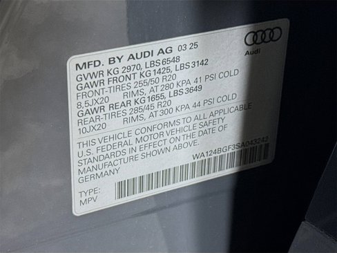 New 2025 Audi Q6 e-tron Premium Plus image 33