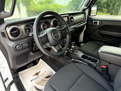 Used 2020 Jeep Wrangler Unlimited Sport image 21