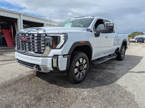 New 2026 GMC Sierra 2500 Denali w/ Denali Reserve Package image 8