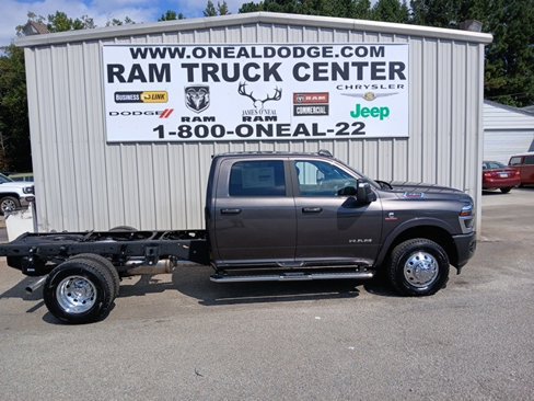 New 2026 RAM 3500 Laramie image 2