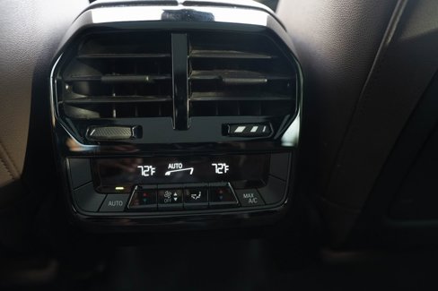 Used 2024 BMW iX xDrive50 image 25