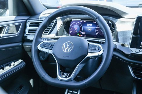 New 2025 Volkswagen Atlas Cross Sport SEL Premium R-Line image 26