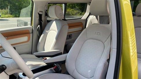 New 2025 Volkswagen ID. Buzz 1st Edition image 13
