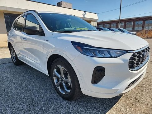 Certified 2023 Ford Escape ST-Line w/ Tech Pack #1 image 2