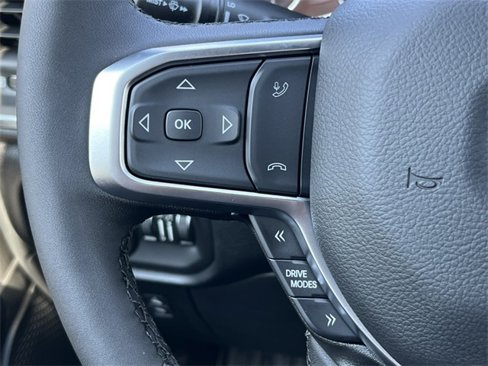 New 2026 RAM 1500 4x4 Crew Cab image 21