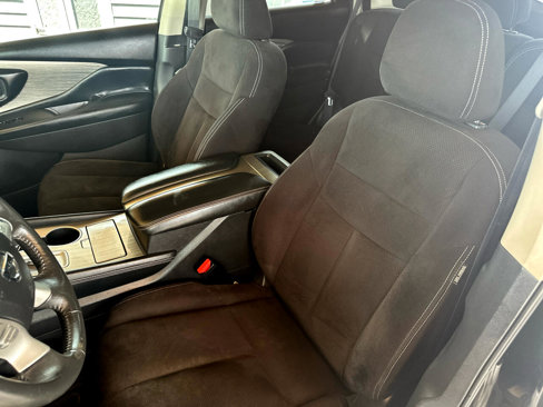 Used 2016 Nissan Murano SV image 29