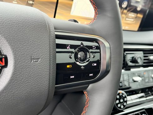New 2025 Nissan Armada PRO-4X w/ Pro-4X Premium Package image 17