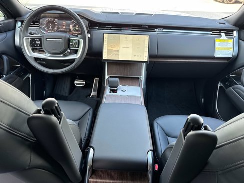 New 2025 Land Rover Range Rover SE image 16