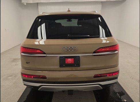 Used 2025 Audi Q7 3.0T Premium Plus image 5