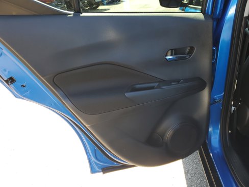 Certified 2024 Nissan Kicks SV w/ Interior Electronics Package image 11
