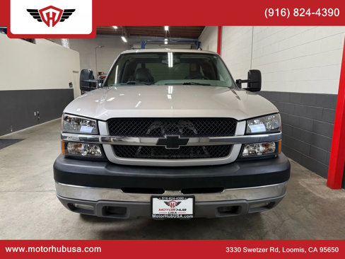 Used 2004 Chevrolet Silverado 2500 LT w/ Heavy-Duty Power Package image 12