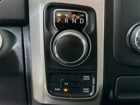 Used 2020 RAM 1500 Classic SLT image 16