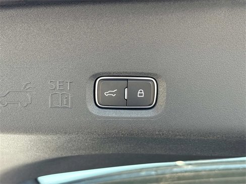 New 2025 Lincoln Navigator Reserve w/ Jet Appearance Package image 13