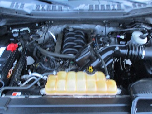 Used 2015 Ford F150 Lariat image 31