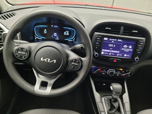 Used 2023 Kia Soul LX w/ Option Group 015 image 22