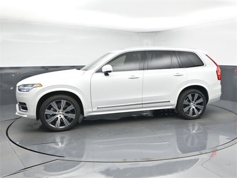 Used 2024 Volvo XC90 B6 Ultimate w/ Protection Package Premier image 4