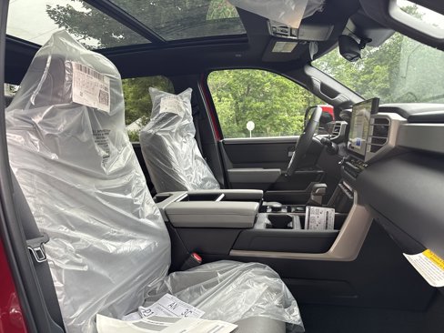 New 2025 Toyota Tundra Limited image 9
