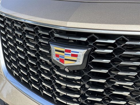 Used 2022 Cadillac XT4 Premium Luxury w/ Enhanced Visibility Package image 28