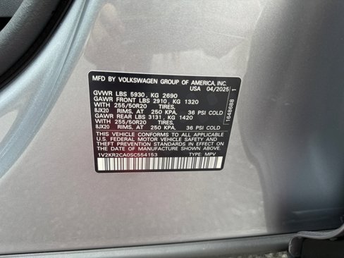 New 2025 Volkswagen Atlas SE image 33