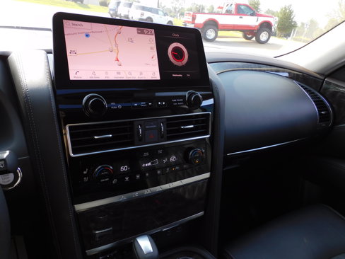 Used 2024 Nissan Armada Platinum image 22