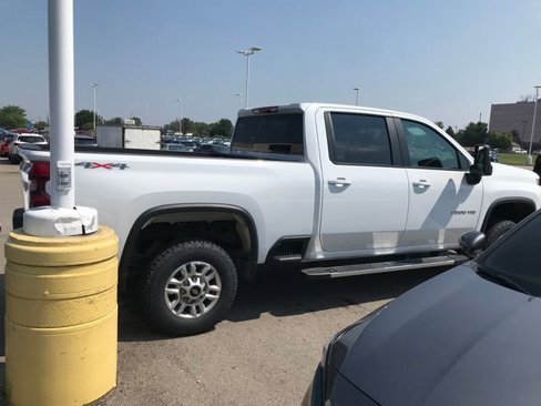 Certified 2024 Chevrolet Silverado 2500 LT image 2