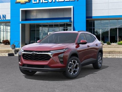 New 2025 Chevrolet Trax LT w/ Driver Confidence Package image 7