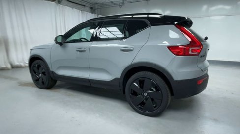 New 2026 Volvo XC40 B5 Ultra w/ Climate Package image 20