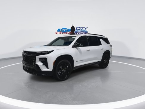 New 2026 Chevrolet Traverse RS w/ LPO, Floor Liner Package image 5