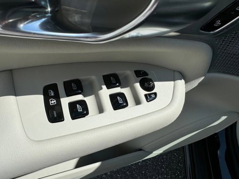 New 2026 Volvo XC90 B5 Ultra image 6