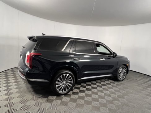 Used 2025 Hyundai Palisade Calligraphy image 7
