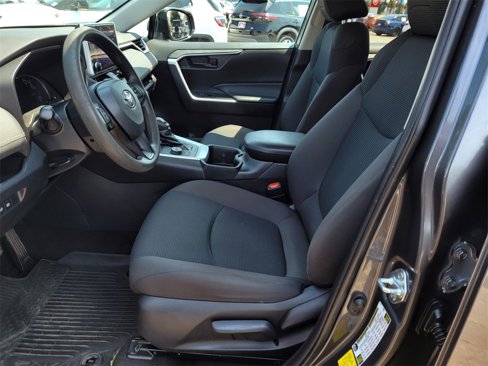 Used 2023 Toyota RAV4 LE image 17