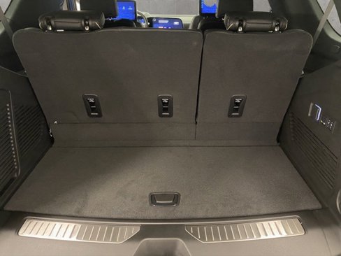New 2026 Chevrolet Tahoe Premier image 13