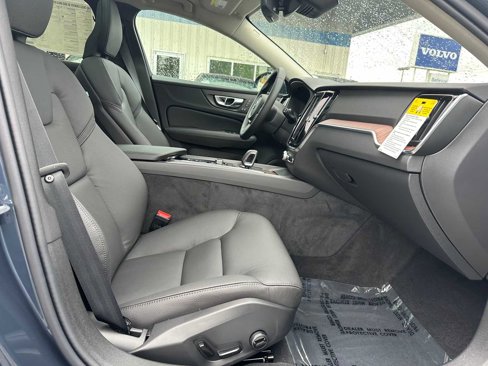 New 2026 Volvo V60 B5 Cross Country Plus w/ Climate Package image 10