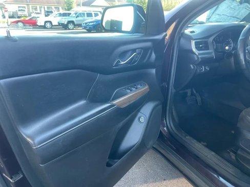 Used 2017 GMC Acadia SLE w/ LPO, Floor Liner Package image 32