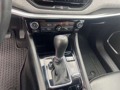 Used 2022 Jeep Compass Latitude w/ Convenience Group image 19