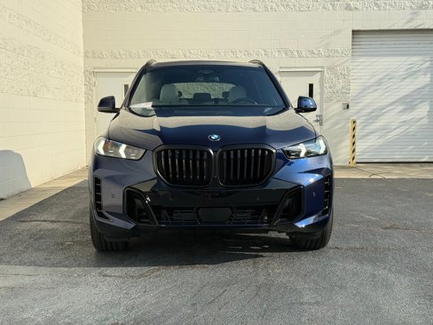 New 2026 BMW X5 sDrive40i w/ M Sport Package image 4