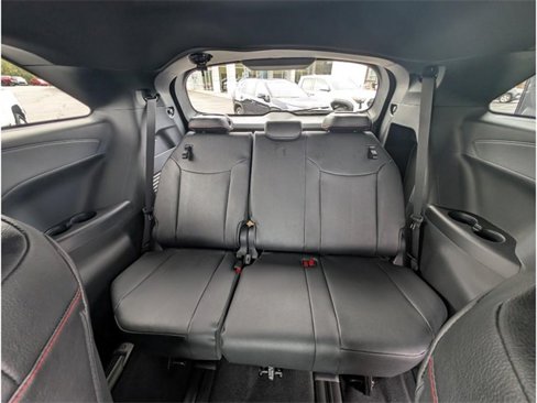 New 2025 Toyota Sienna XSE image 11