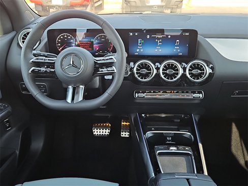 New 2026 Mercedes-Benz GLA 250 image 17