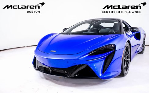 Used 2023 McLaren Artura image 9