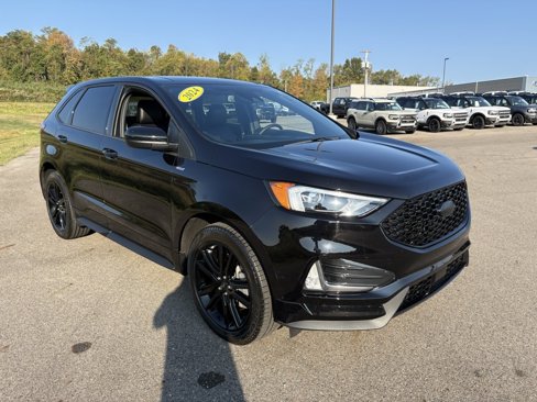 Used 2024 Ford Edge ST-Line w/ Class II Trailer Tow Package image 7