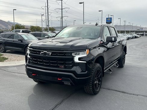 Certified 2025 Chevrolet Silverado 1500 LT Trail Boss w/ Convenience Package II image 4