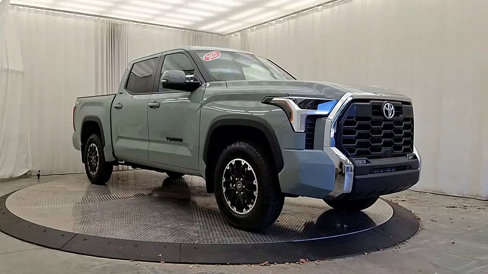 Used 2025 Toyota Tundra SR5 image 5
